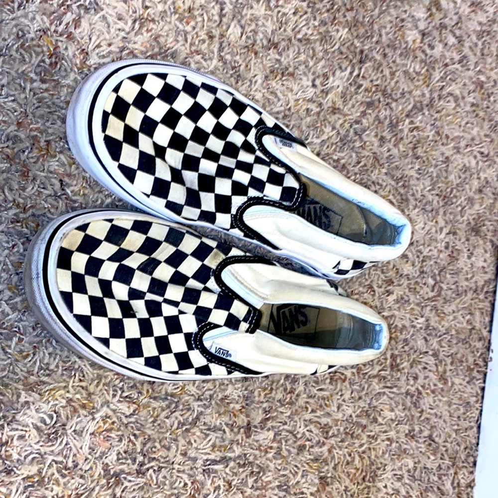 Black checkered vans size 6.5